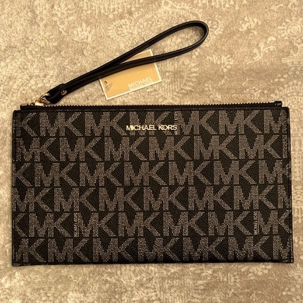 Brand New Michael Kors Large Zippered Clutch Wristlet Black & Gold Jet Set